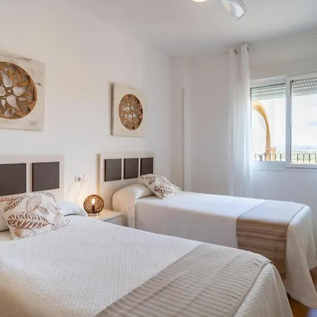 Apartment 2 Bedroom Beautiful In *